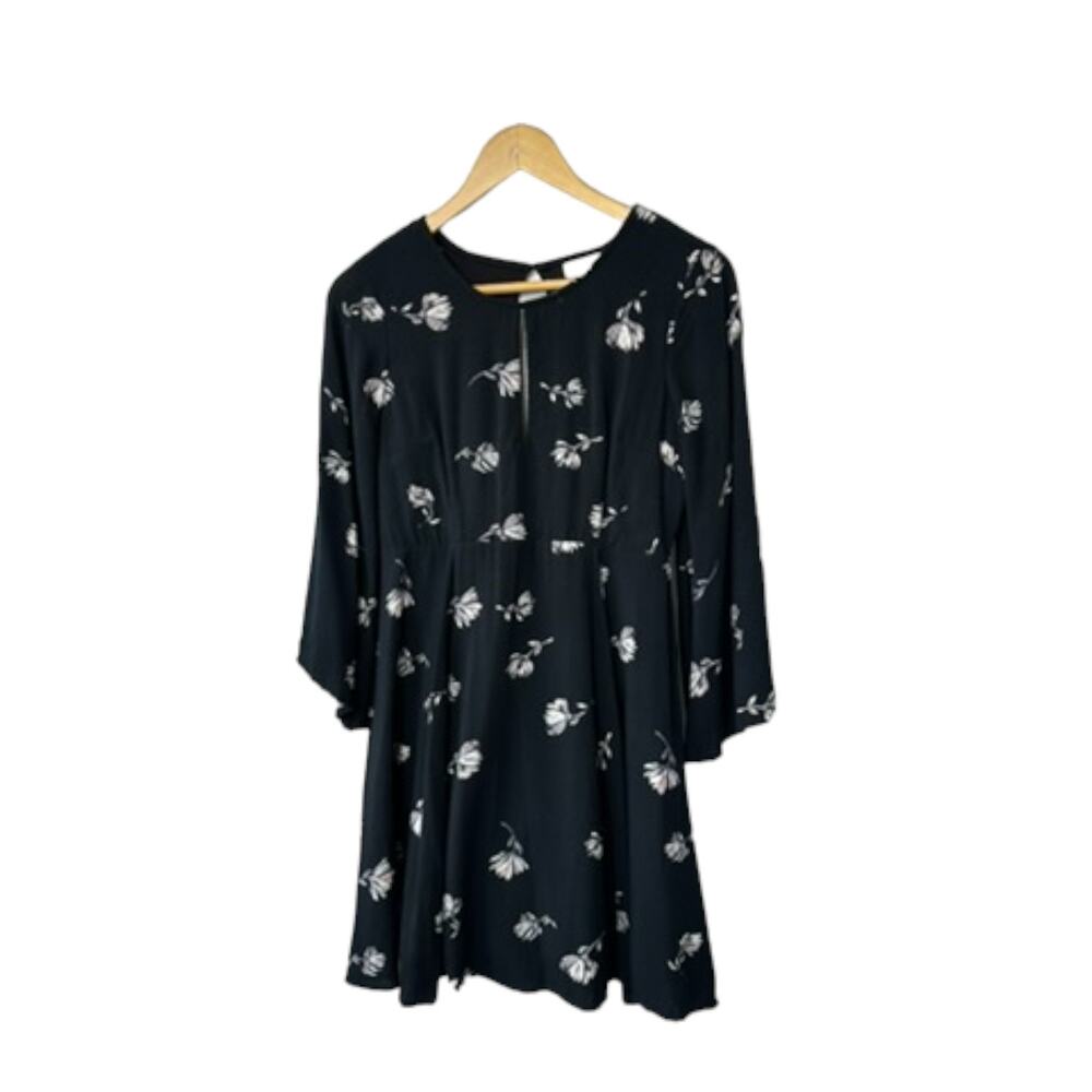Altar'd State Black Floral Dress Bell Sleeves Open Back Women's Size Small